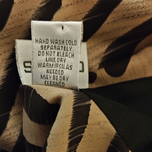 Chico's Silk Popover Tunic Top Animal Print Deep V Neck Women's Small Long Slv - Picture 7 of 7